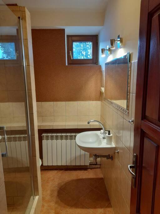 Bronowice- Parter Domu Apartment Krakow Bagian luar foto